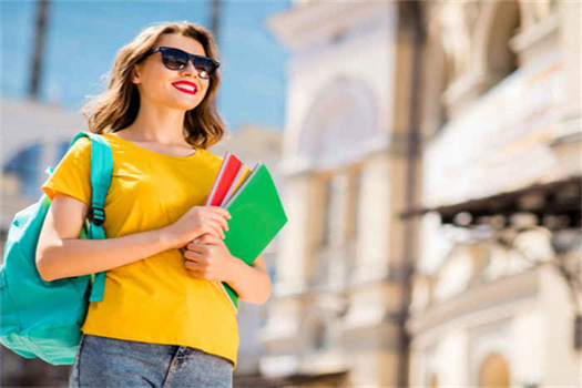 初中赴新加坡留學(xué)條件詳解與頂尖中學(xué)盤點(diǎn)